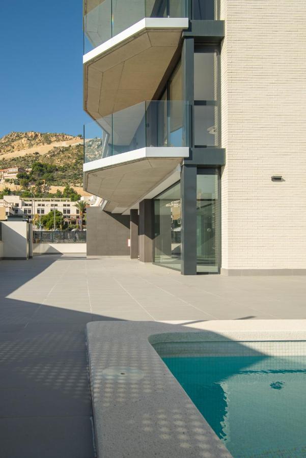 Modern Sea Front Jacuzzi Blue Sky Apartment Alicante Luaran gambar