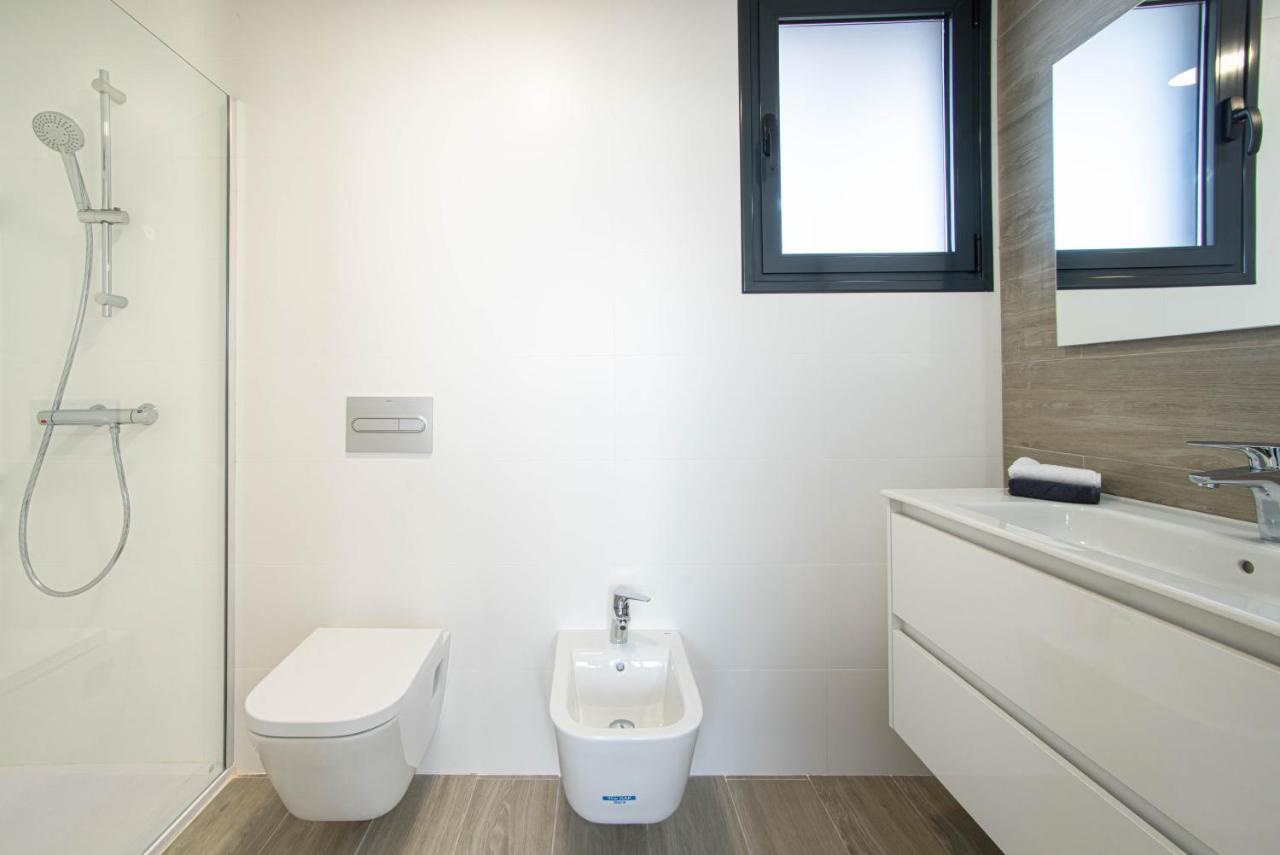 Modern Sea Front Jacuzzi Blue Sky Apartment Alicante Luaran gambar